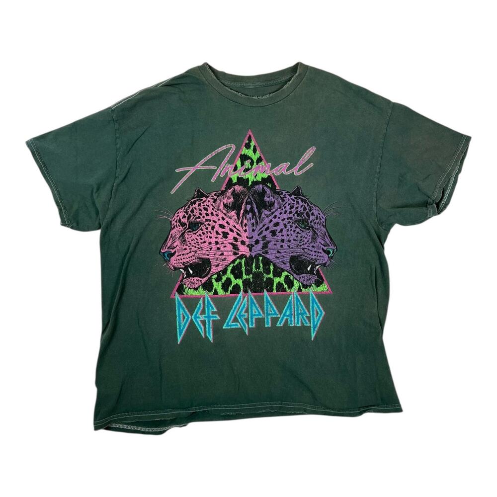 Def Leppard Animal T-Shirt Womens S/M Green Neon Leopard Graphic Band Rock 80s